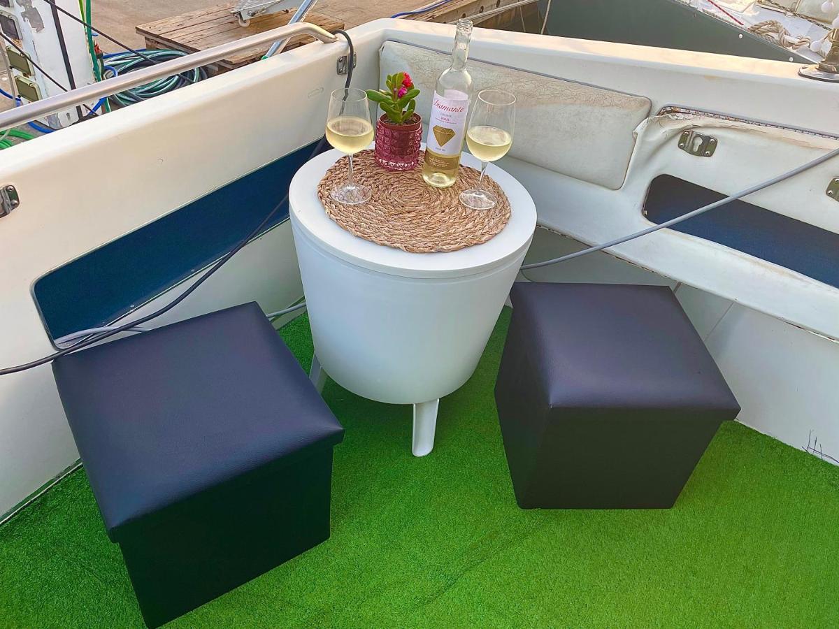 Yacht Hotel Barcelona Sant Adrià de Besòs Extérieur photo