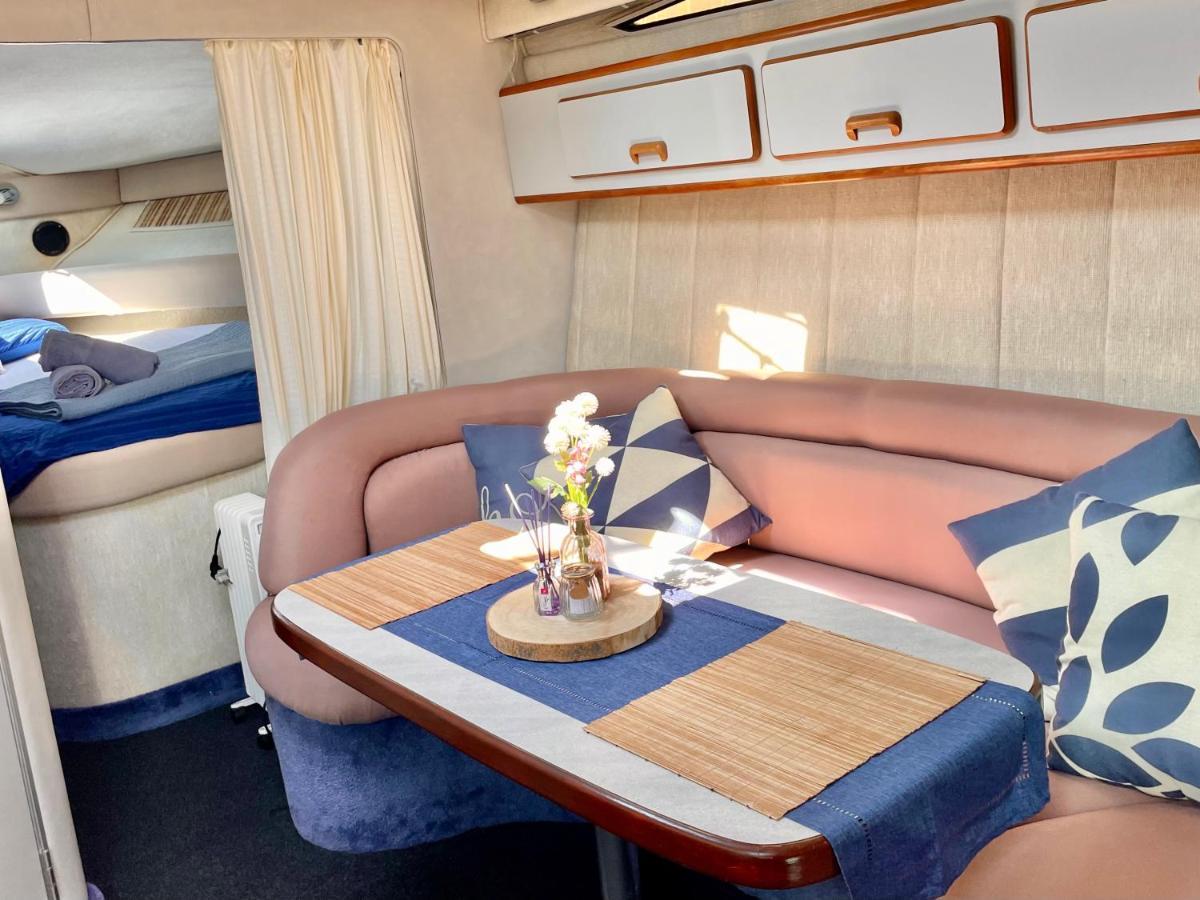 Yacht Hotel Barcelona Sant Adrià de Besòs Extérieur photo