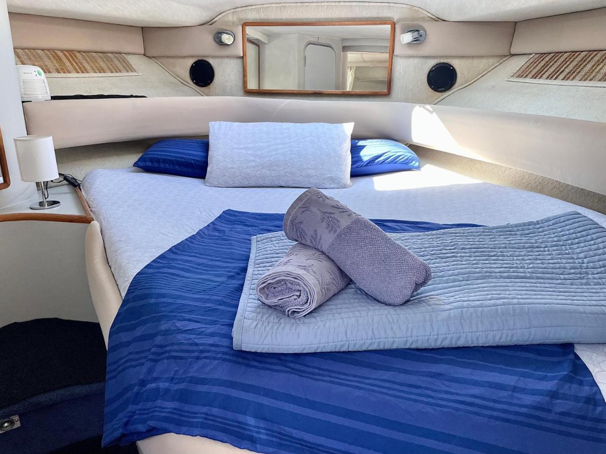 Yacht Hotel Barcelona Sant Adrià de Besòs Extérieur photo