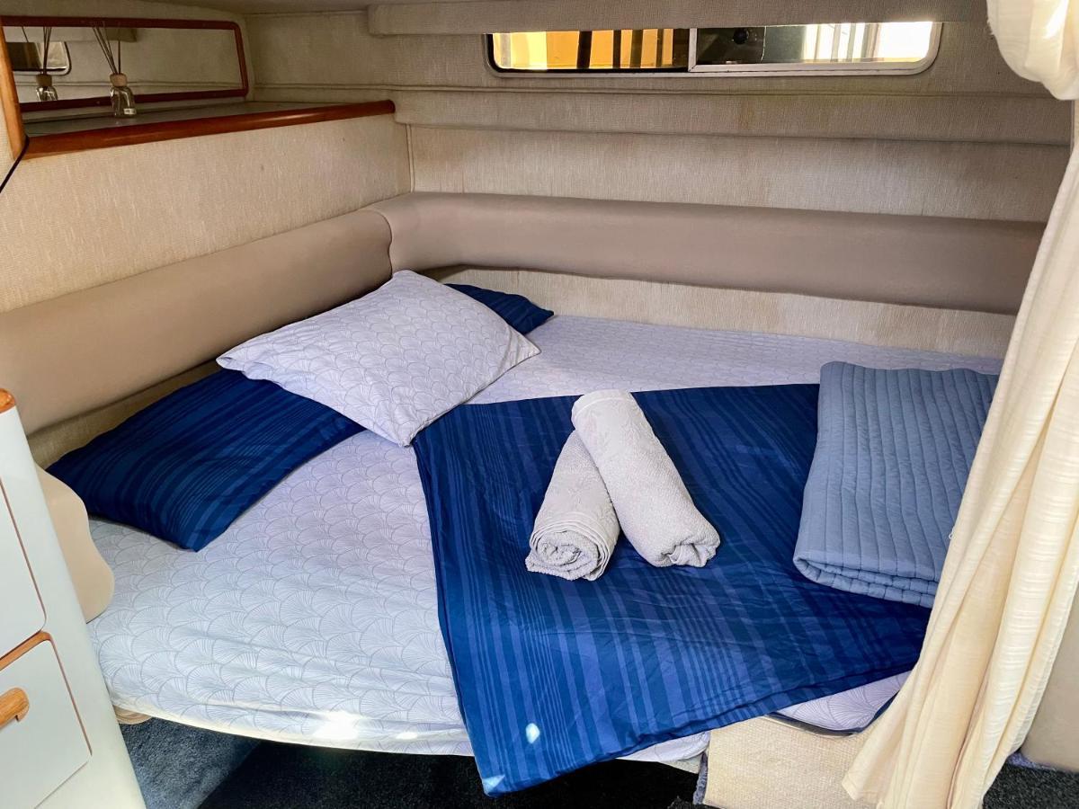 Yacht Hotel Barcelona Sant Adrià de Besòs Extérieur photo