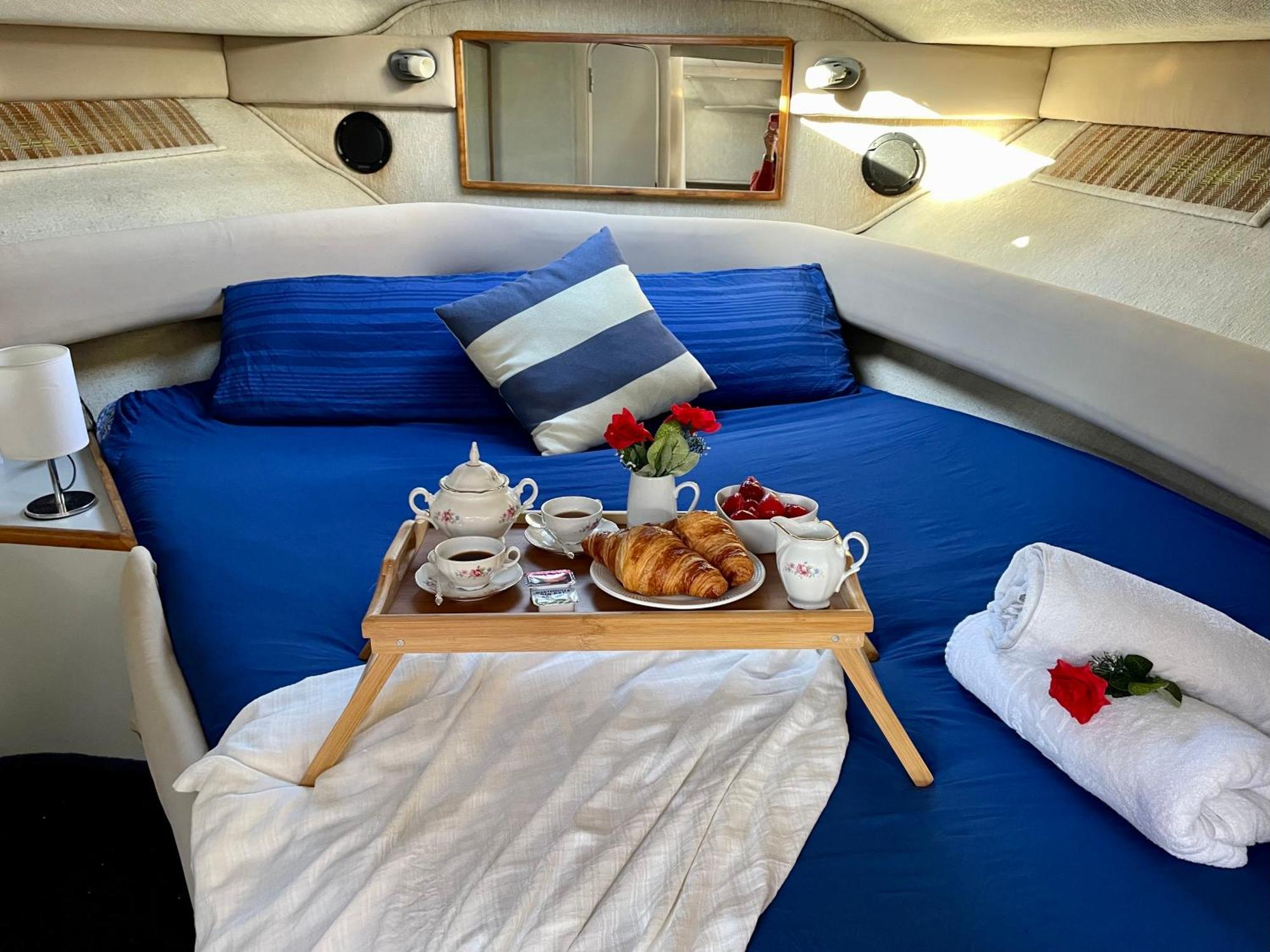 Yacht Hotel Barcelona Sant Adrià de Besòs Extérieur photo